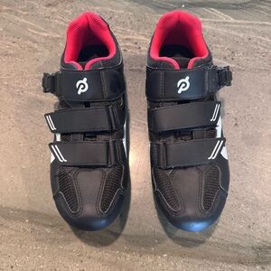 Peloton Cycling Shoes: Size 8 (39)